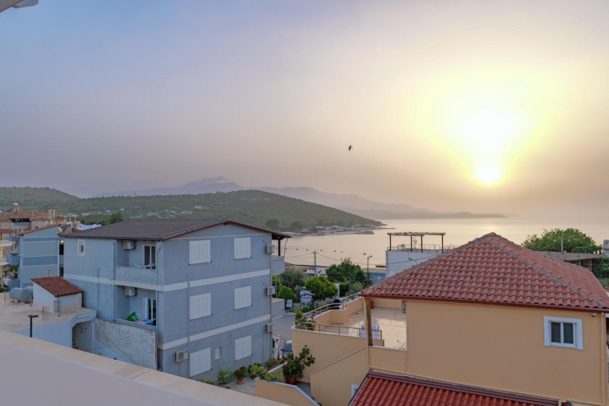 Hotel Veliaj Ksamil Exterior foto